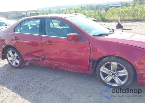 2010 Ford Fusion Sport z USA, uszkodzony, nr VIN 3FAHP0DC6AR215120